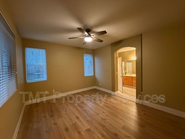 Building Photo - 3424 Babson Dr