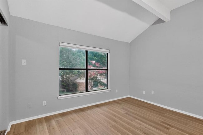 Building Photo - 3801 Menchaca Rd
