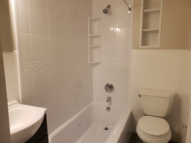 Building Photo - 918 Washington St