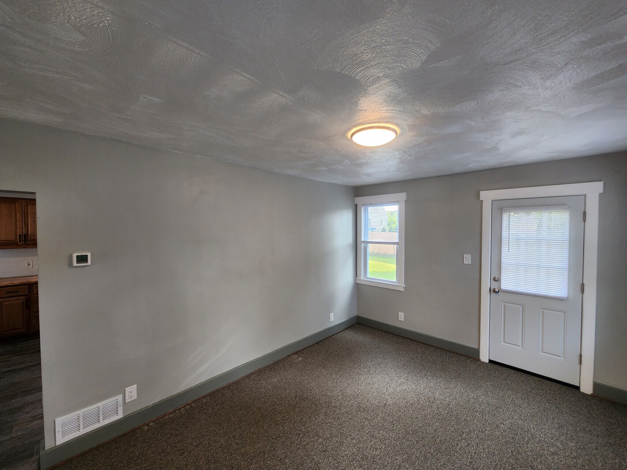 Family Room - 1815 N Goodman St