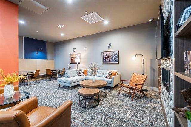 Building Photo - 817 Matisse Dr