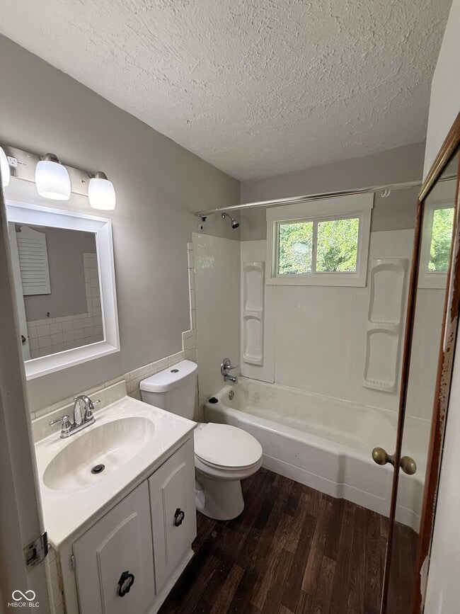 Building Photo - 2173 Newcomer Ln