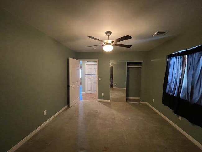 Building Photo - 12641 Dolan Ave