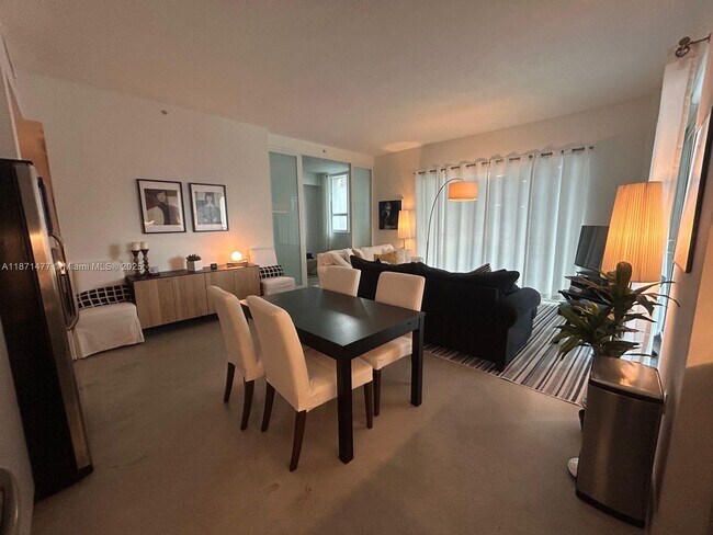 Building Photo - 234 NE 3rd St