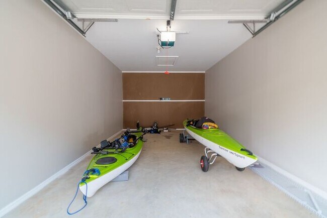 Building Photo - Waterfront Living at Its Finest - Beautifully Remodeled 3BR/2BA, 1st Floor, End Unit Condo on Lak...