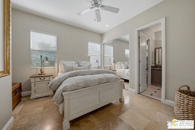 Building Photo - 104 Azzuro Dr