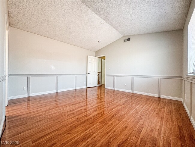 Building Photo - 6437 Peachwood Rd
