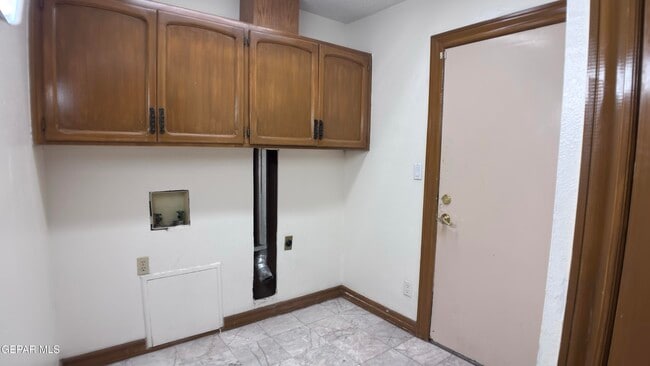 Building Photo - 4719 Frankfort Ave