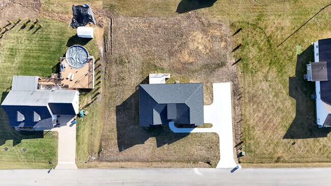 Building Photo - 46 Caden Ln