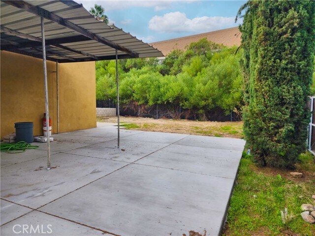 Building Photo - 2523 Deerpark Dr
