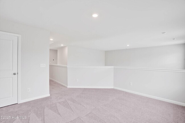 Building Photo - 7606 Knightbell Cir