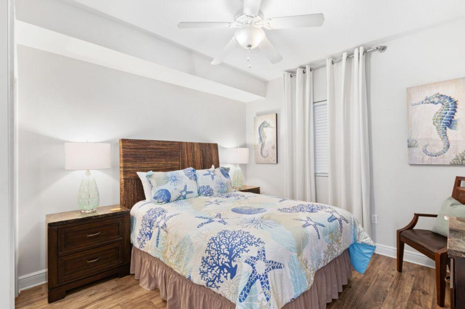 Building Photo - 365 E Beach Blvd