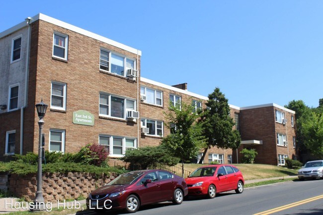 Primary Photo - 701 3rd St E