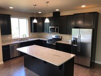 Building Photo - Exquisite Newer 2 Story Home near Bellis F...