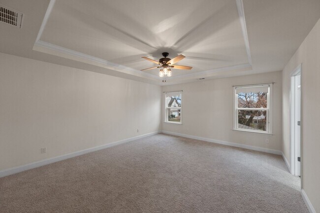 Building Photo - 3002 DaVinci Ct