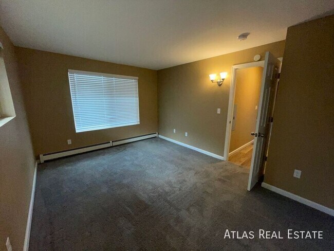 Building Photo - 12111 W Nevada Dr