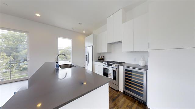 Building Photo - 4905 Live Oak St