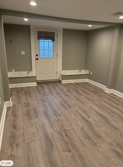 Building Photo - 129 North Ave