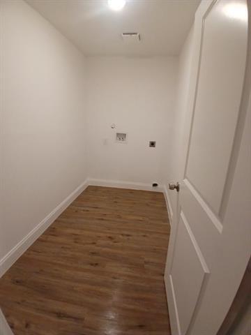 Building Photo - 729 Oak Landing Cir