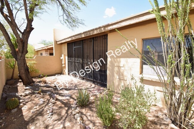 Building Photo - Moondance 2 Bed 2 Bath Patio Home