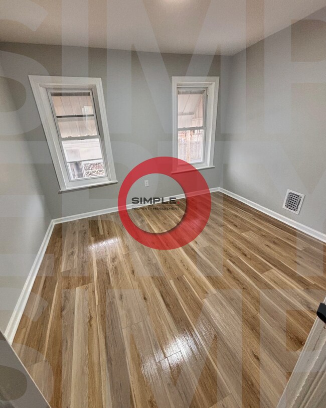 Building Photo - 426 Wunder St