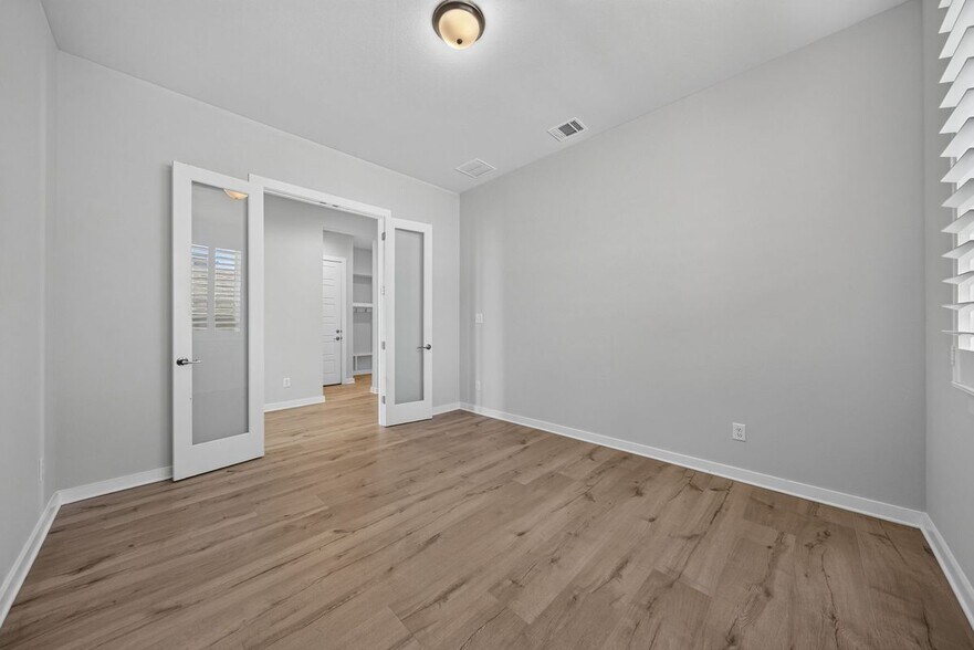 Building Photo - 1525 Escarpment Rd