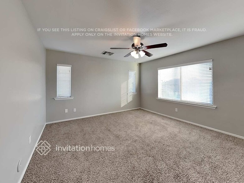 Building Photo - 3942 E Yeager Dr