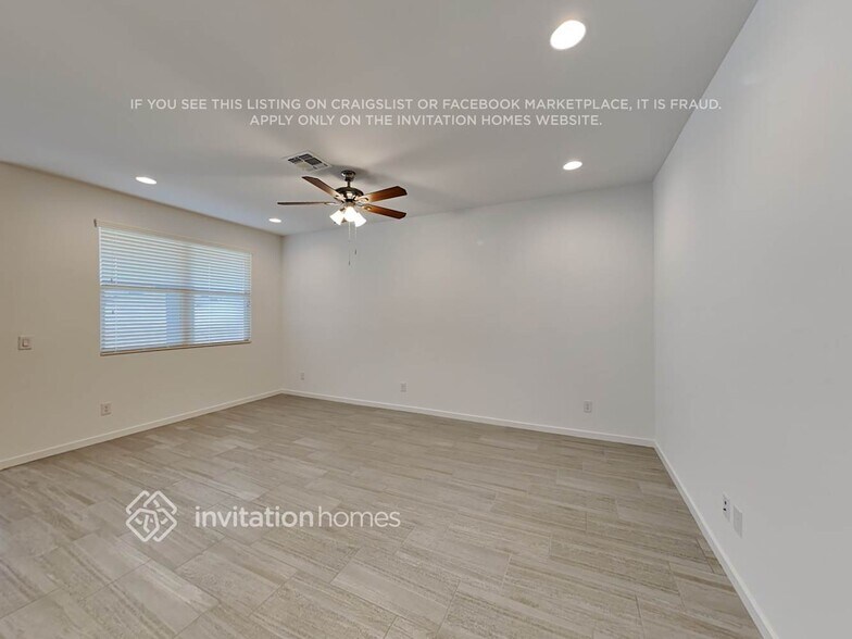 Building Photo - 17692 W Fetlock Trail