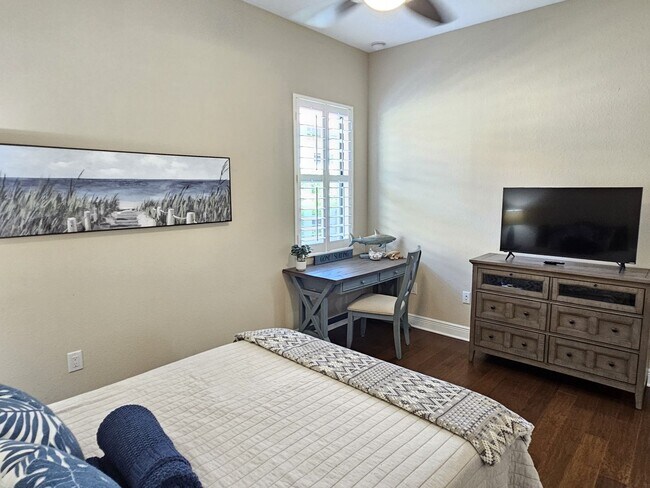Building Photo - 10361 Crooked Crk Dr