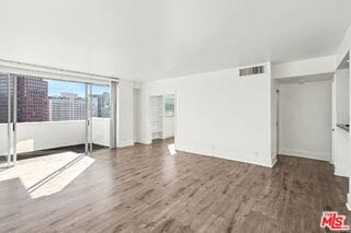 Building Photo - 969 Hilgard Ave