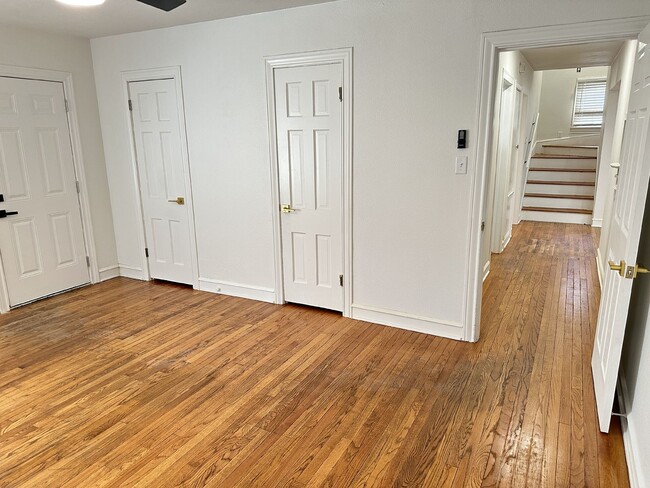 Building Photo - Pre Leasing for fall 2026! 3/2 in Heart of Lubbock!