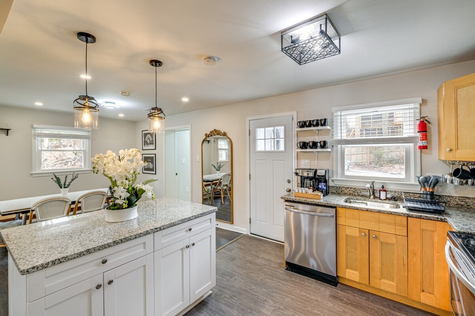 Building Photo - 5123 Boulder Dr