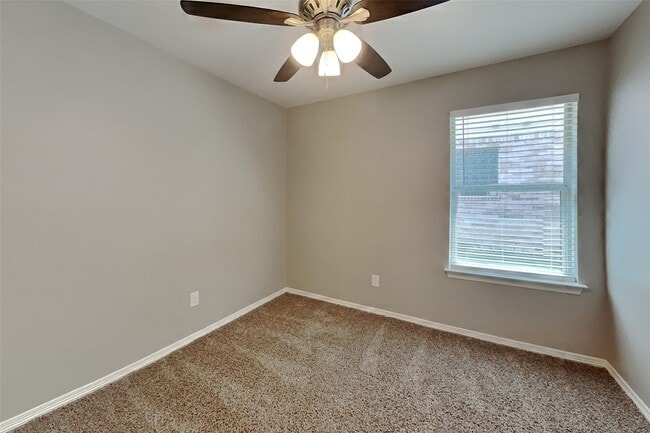 Building Photo - 8307 Silver Lure Dr