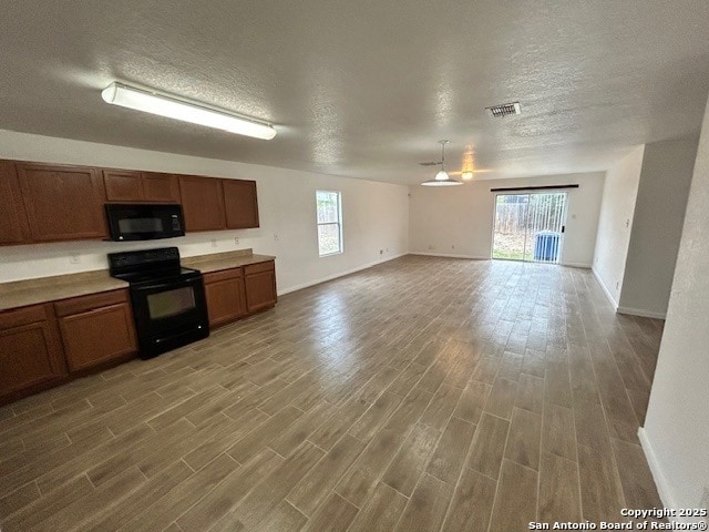 Building Photo - 210 Butternut Blvd