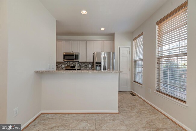 Building Photo - 6948 Banchory Ct