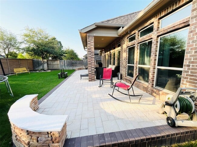 Building Photo - 2507 Elmwood Trl