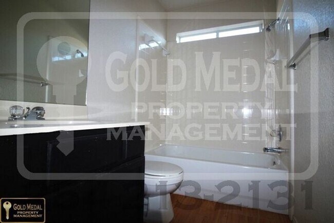 Building Photo - 2806 Cantabrian Dr