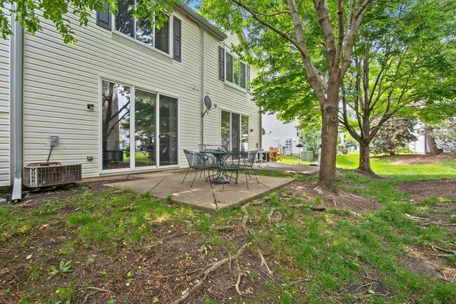 Building Photo - 2518 Arcadia Cir