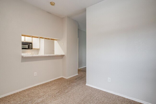 Building Photo - Nice 2 Bed, 2 Bath Second Story Condo Overlooking the Pool- 76107