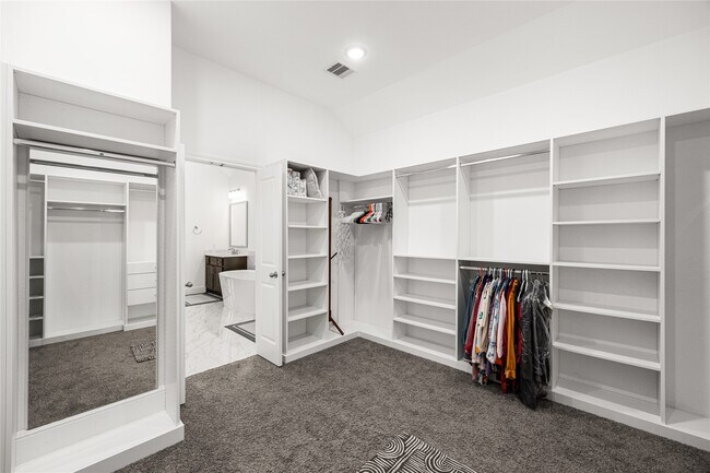 Building Photo - 13807 Dorado Pointe Dr