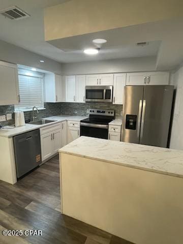 Building Photo - 420 Venetian Way