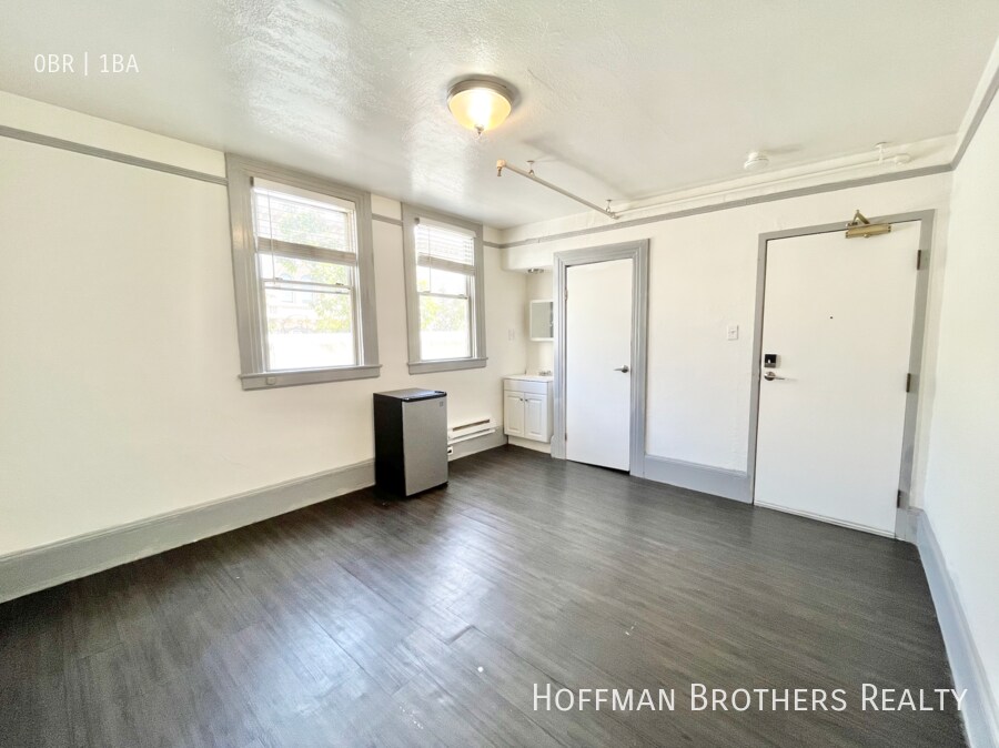 Building Photo - 1010 Bush St