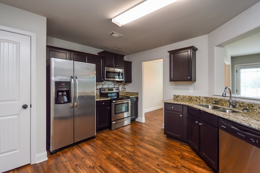 Building Photo - 1100 Jury Ct