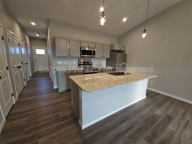 Building Photo - 515 Washington Ave