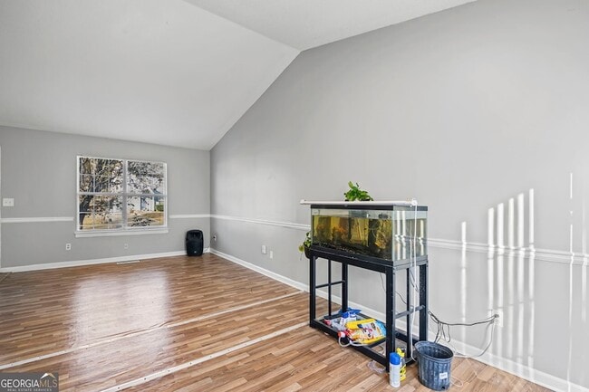 Building Photo - 5626 Pine Gate Dr