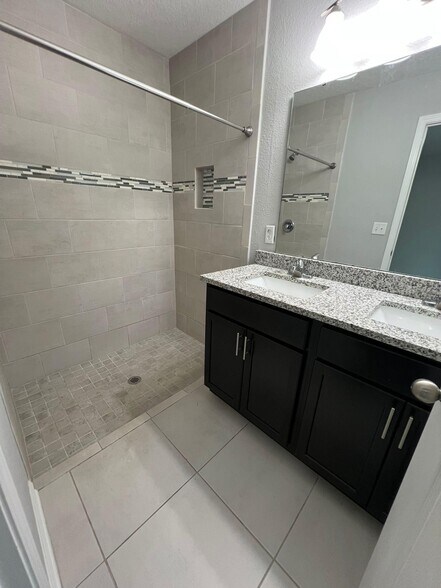 Masters Double Vanity - 8514 Peach St