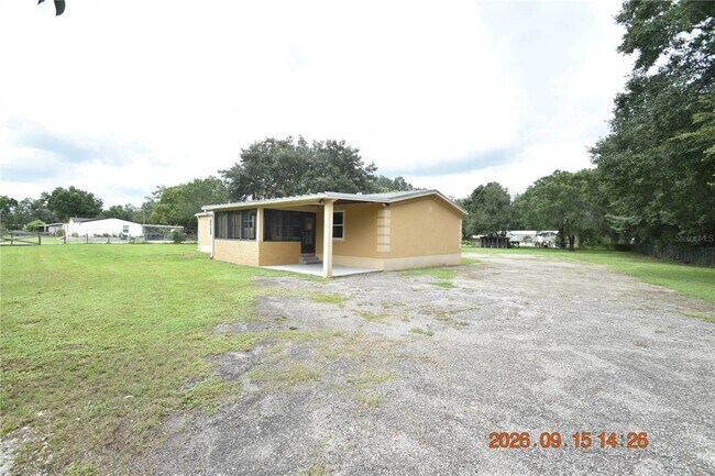 Building Photo - 12106 Waterview Dr