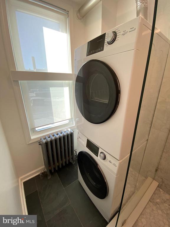 Building Photo - 1216 S 11th St