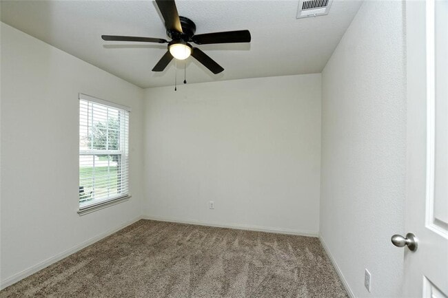 Building Photo - 104 Independence Ave