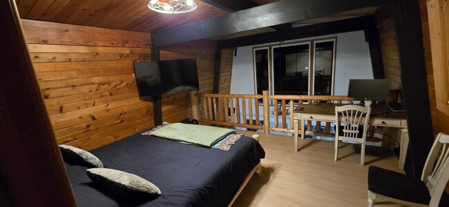 Building Photo - 252 San Bernardino Ave